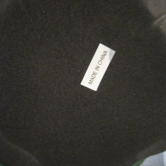 Susan Winget Red Schoolhouse Desktop Lamp - Used - Tested - Works - Picture 14 of 14